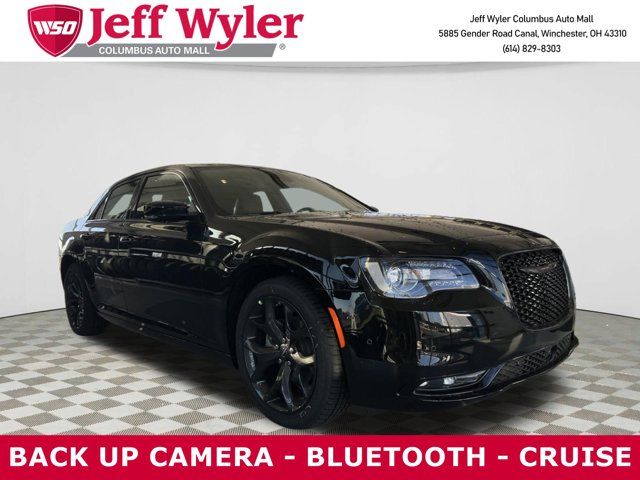 2023 Chrysler 300 300S