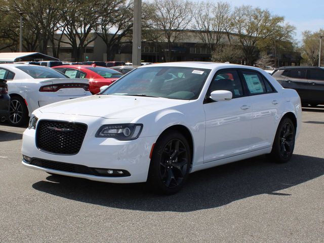 2023 Chrysler 300 300S