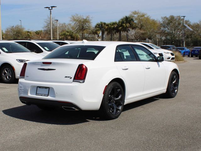 2023 Chrysler 300 300S