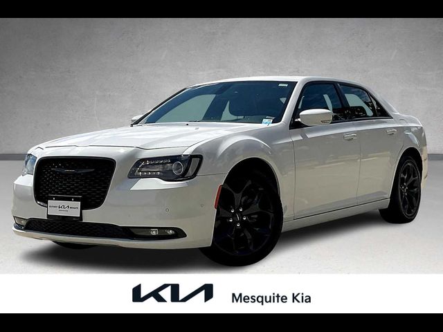 2023 Chrysler 300 300S