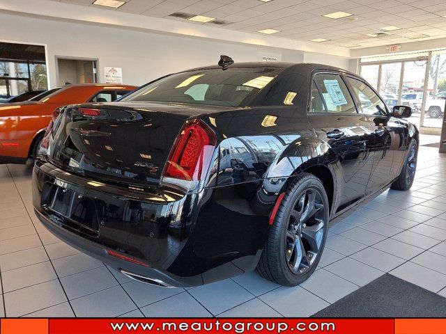 2023 Chrysler 300 300S
