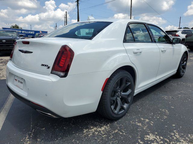 2023 Chrysler 300 300S