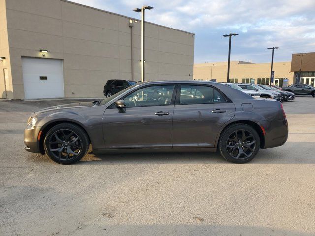 2023 Chrysler 300 300S