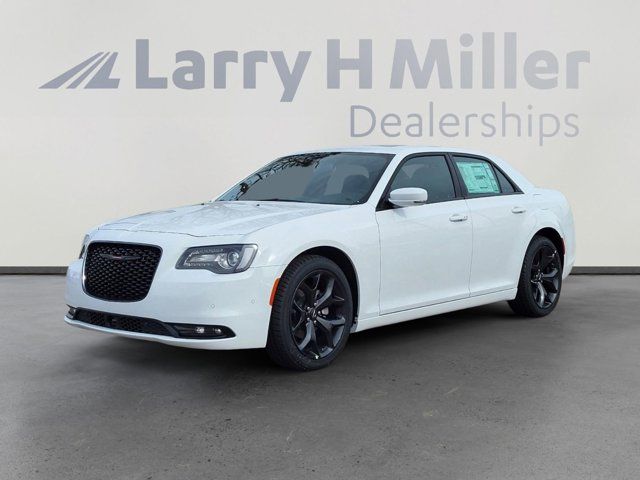 2023 Chrysler 300 300S