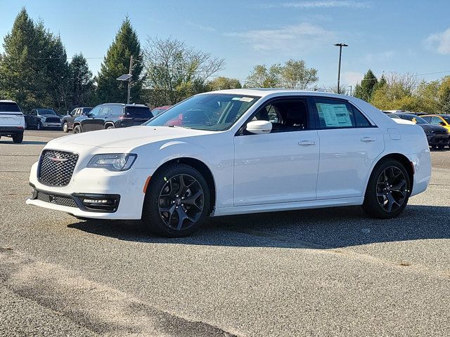 2023 Chrysler 300 300S