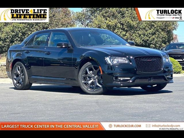 2023 Chrysler 300 300S