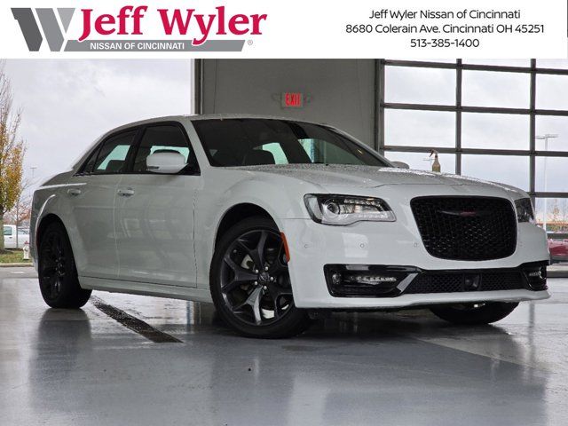 2023 Chrysler 300 300S