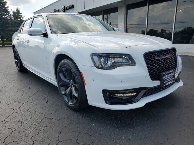 2023 Chrysler 300 300S