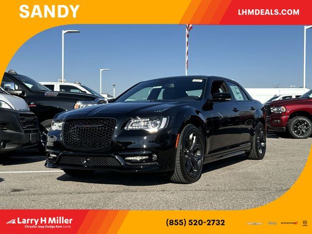 2023 Chrysler 300 300S