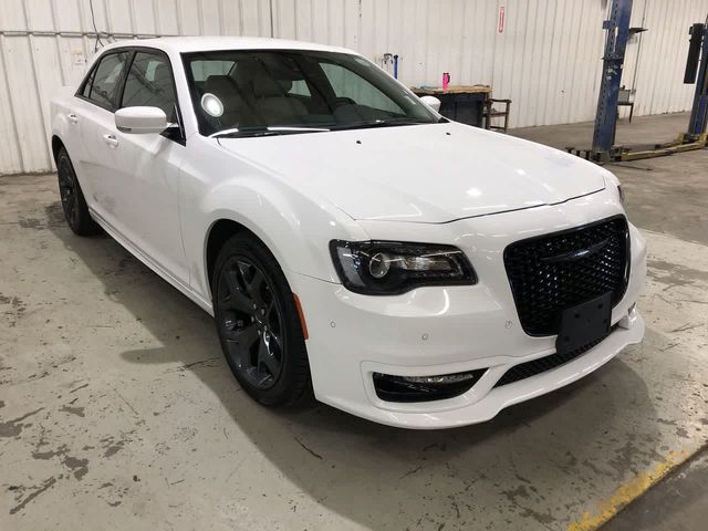 2023 Chrysler 300 300 Touring L
