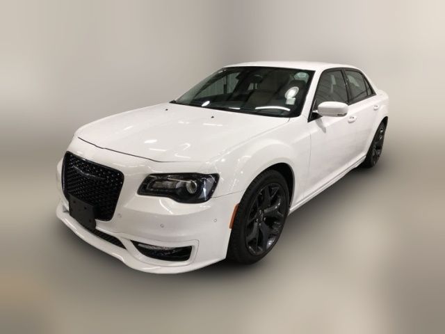 2023 Chrysler 300 300 Touring L