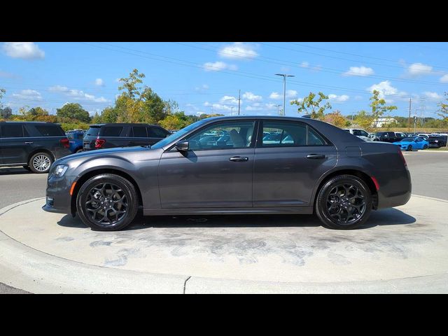 2023 Chrysler 300 300 Touring L