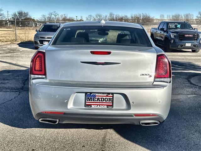 2023 Chrysler 300 300S
