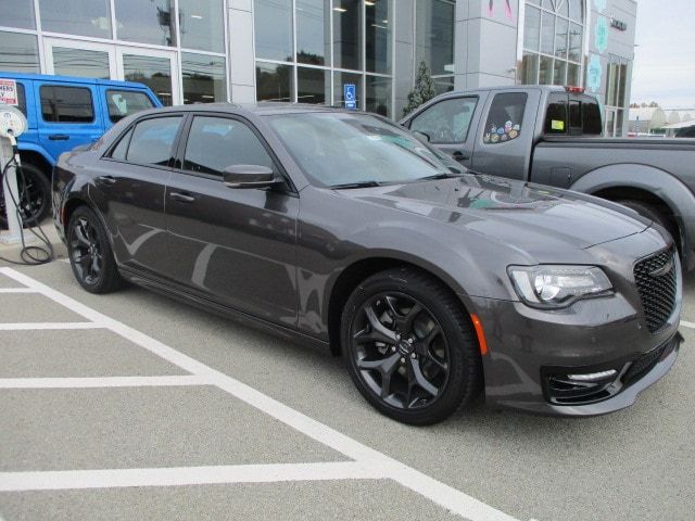 2023 Chrysler 300 300S