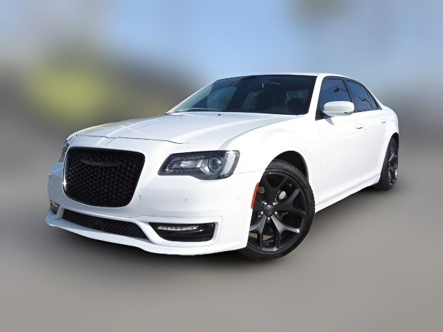 2023 Chrysler 300 Touring L