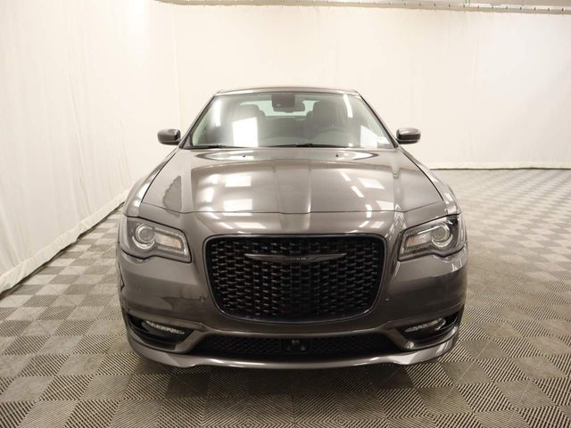 2023 Chrysler 300 Touring L