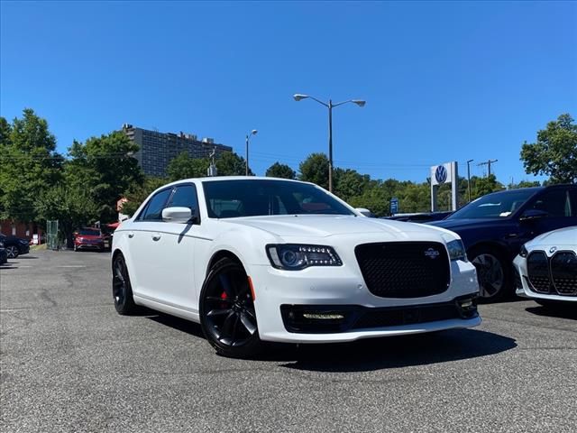 2023 Chrysler 300 300C