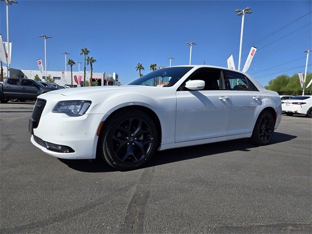 2023 Chrysler 300 300S