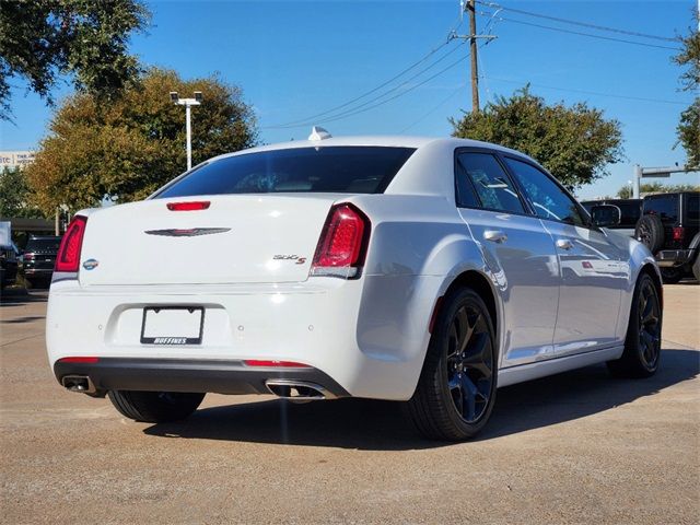 2023 Chrysler 300 300S