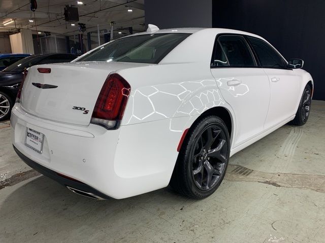 2023 Chrysler 300 300S