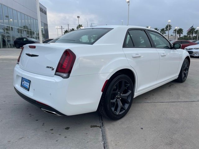 2023 Chrysler 300 300S