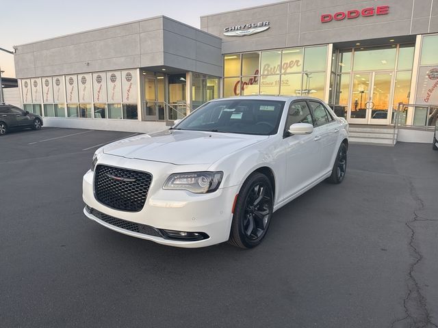 2023 Chrysler 300 300S