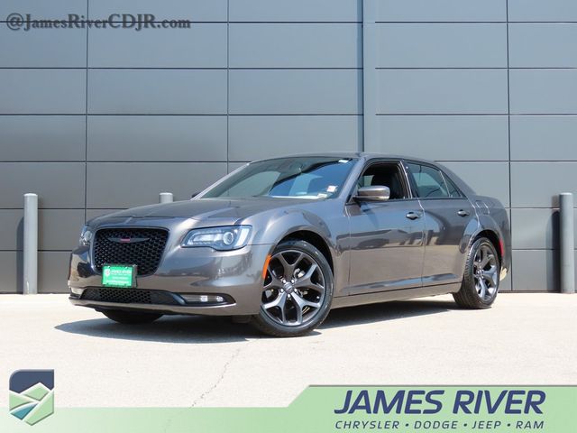 2023 Chrysler 300 300S