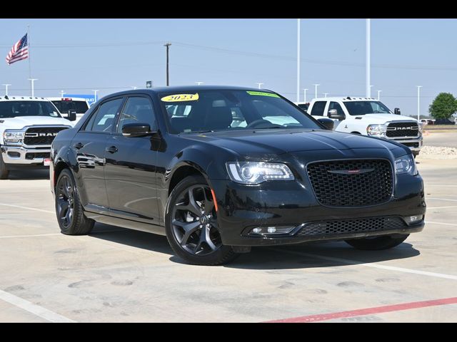 2023 Chrysler 300 300S