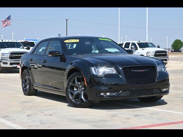 2023 Chrysler 300 300S