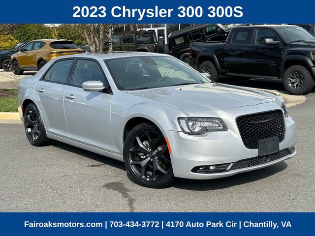 2023 Chrysler 300 300S