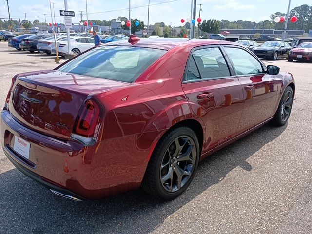 2023 Chrysler 300 300S