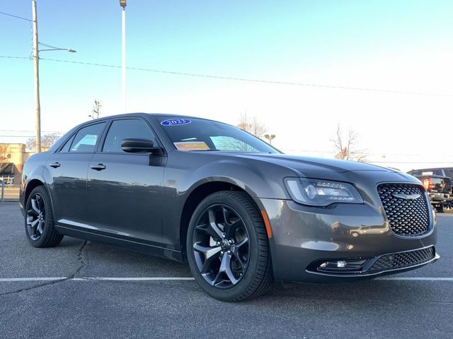 2023 Chrysler 300 300S