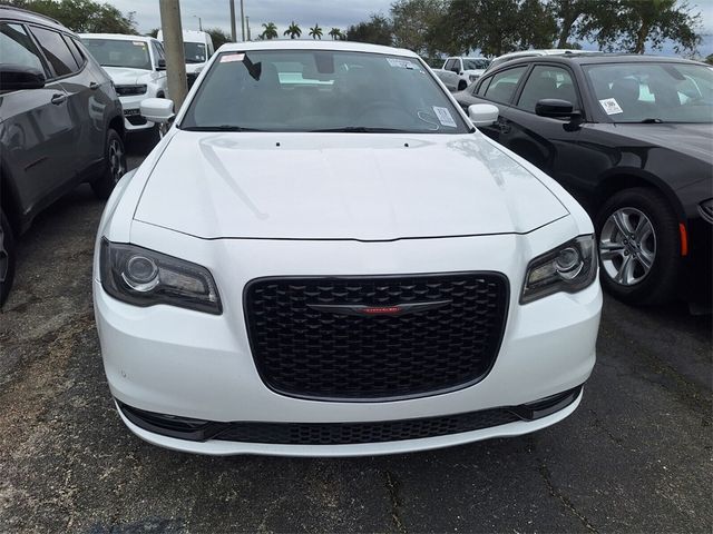 2023 Chrysler 300 300S