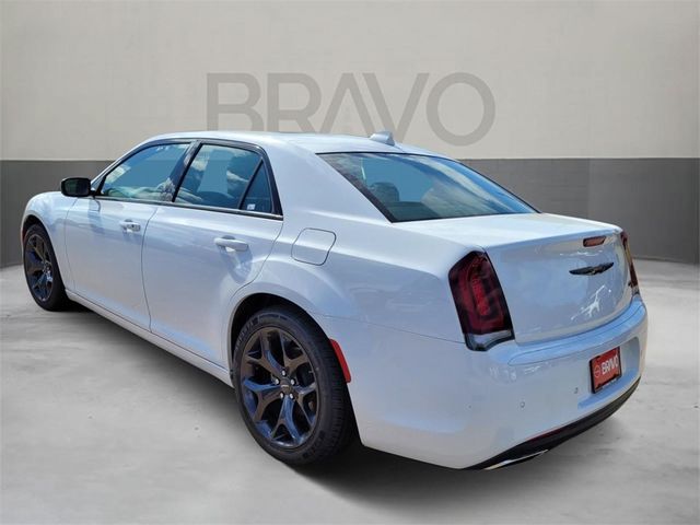 2023 Chrysler 300 300S