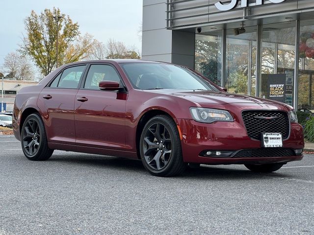 2023 Chrysler 300 300S