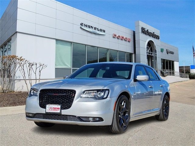 2023 Chrysler 300 300S