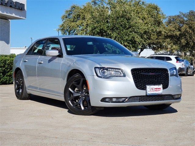 2023 Chrysler 300 300S