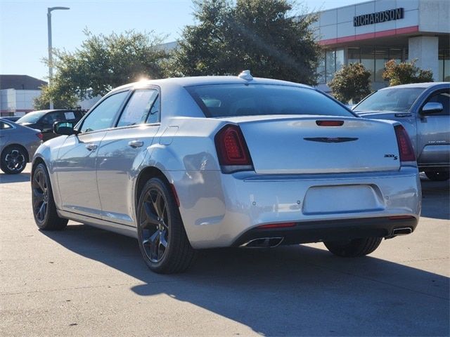 2023 Chrysler 300 300S