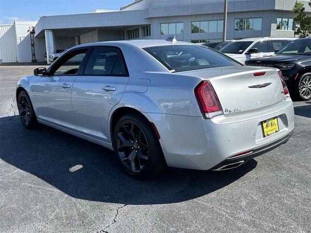 2023 Chrysler 300 300S