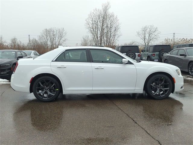 2023 Chrysler 300 300S