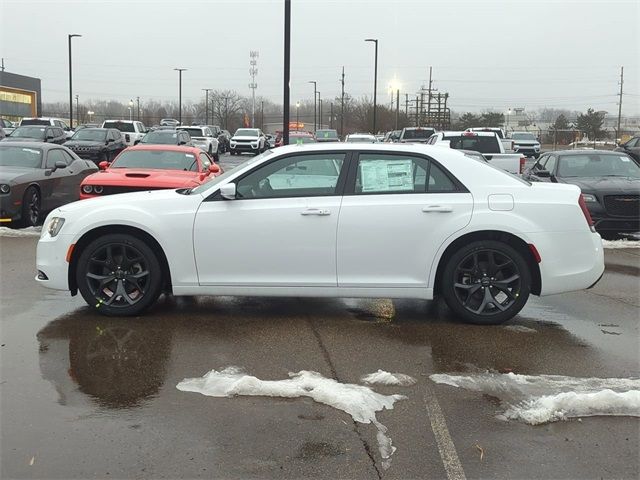 2023 Chrysler 300 300S