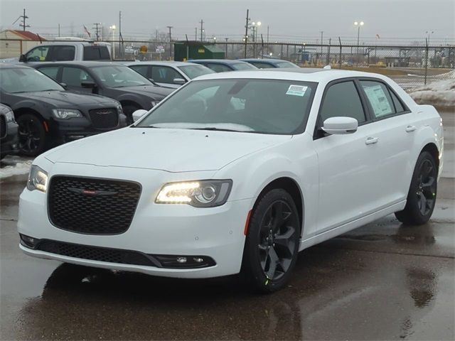 2023 Chrysler 300 300S