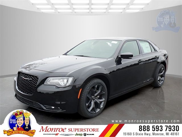 2023 Chrysler 300 300S