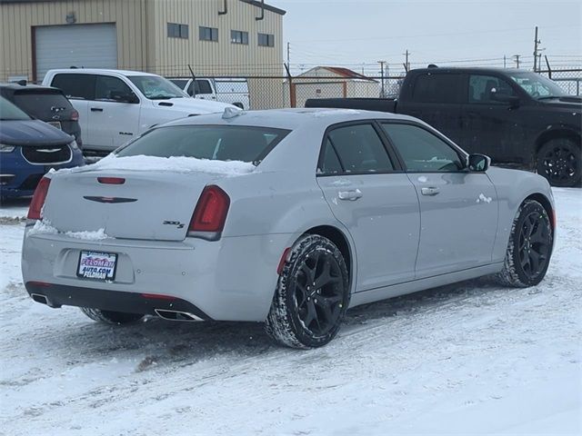 2023 Chrysler 300 300S