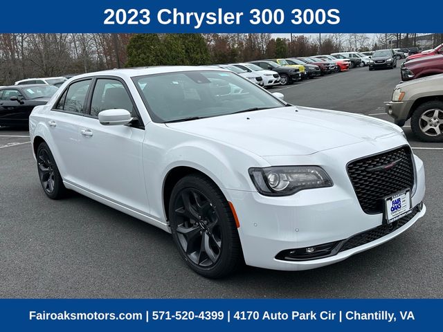 2023 Chrysler 300 300S