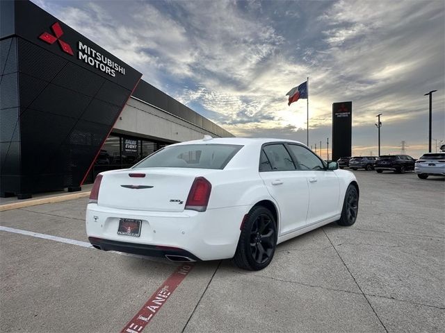 2023 Chrysler 300 300S