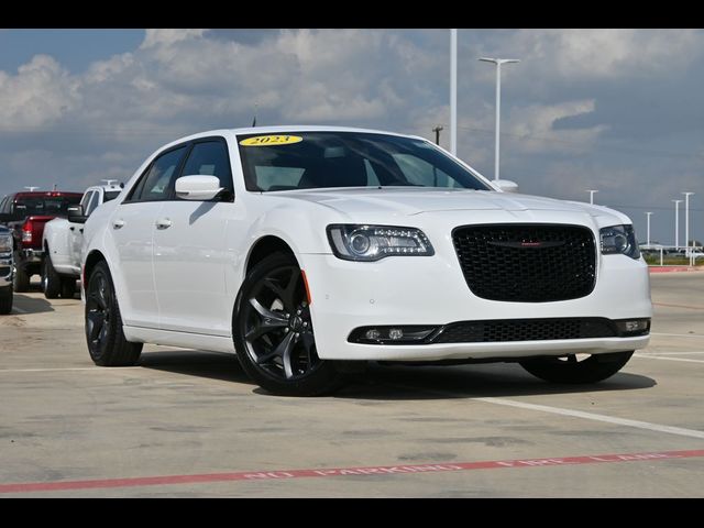 2023 Chrysler 300 300S