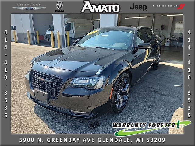 2023 Chrysler 300 300S