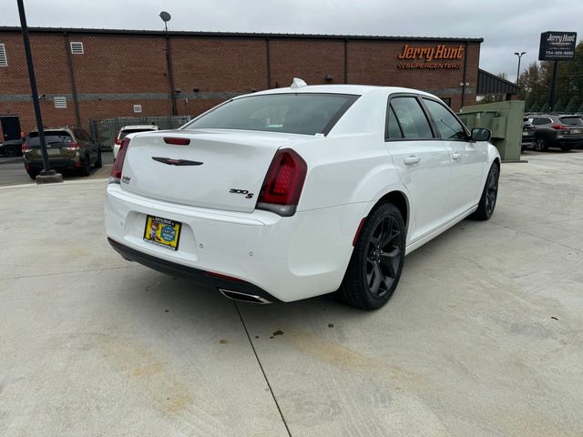 2023 Chrysler 300 300S