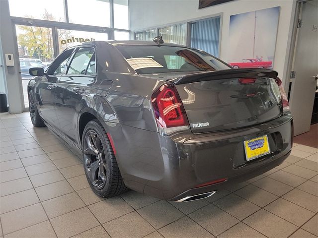 2023 Chrysler 300 300S